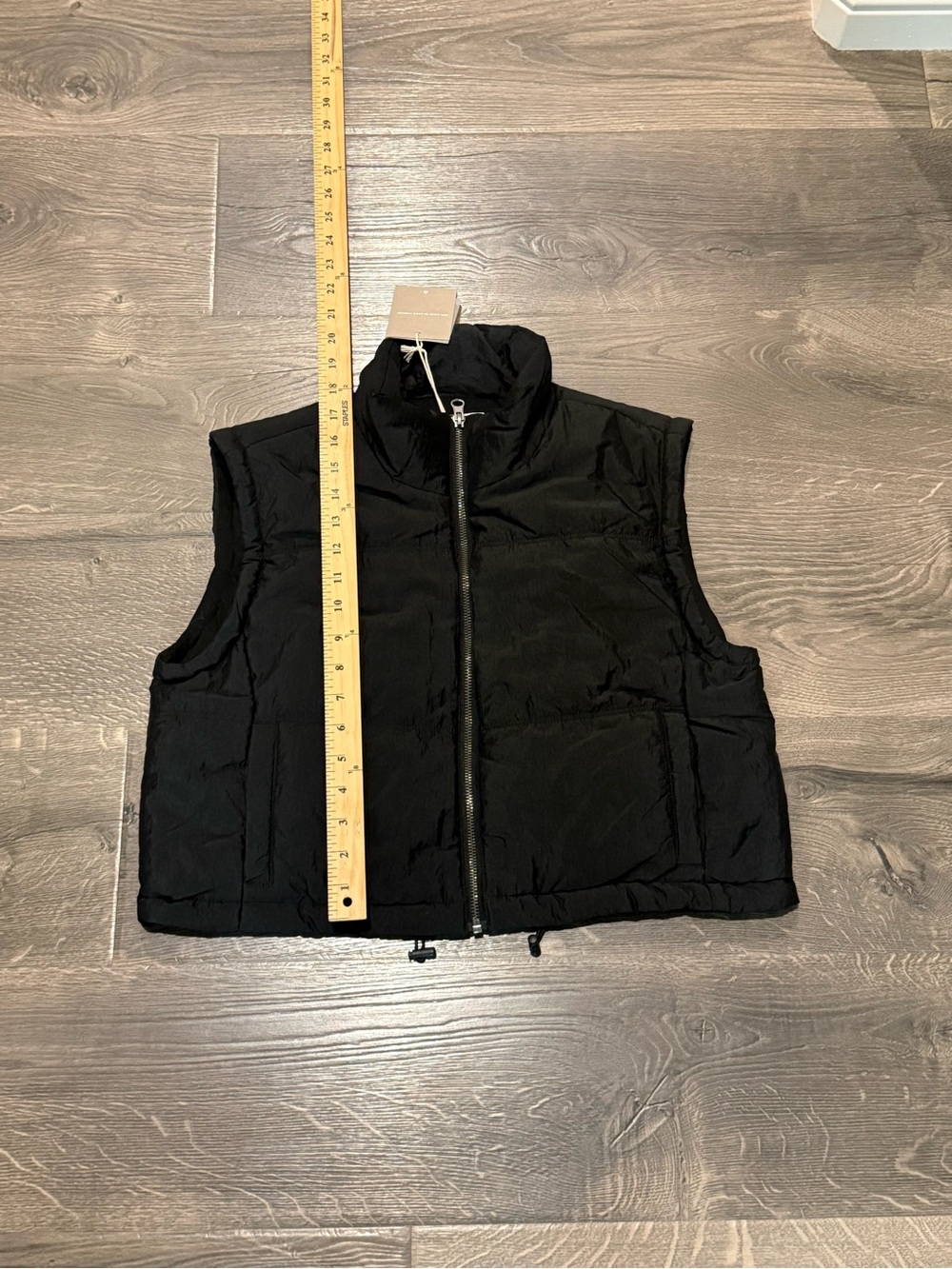 Women’s Black Quilted Puffer Vest - Lightweight Insulated Layer - Picture 4 of 6